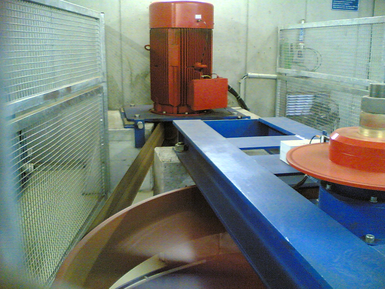 Kaplan low-head turbine — modernisation works